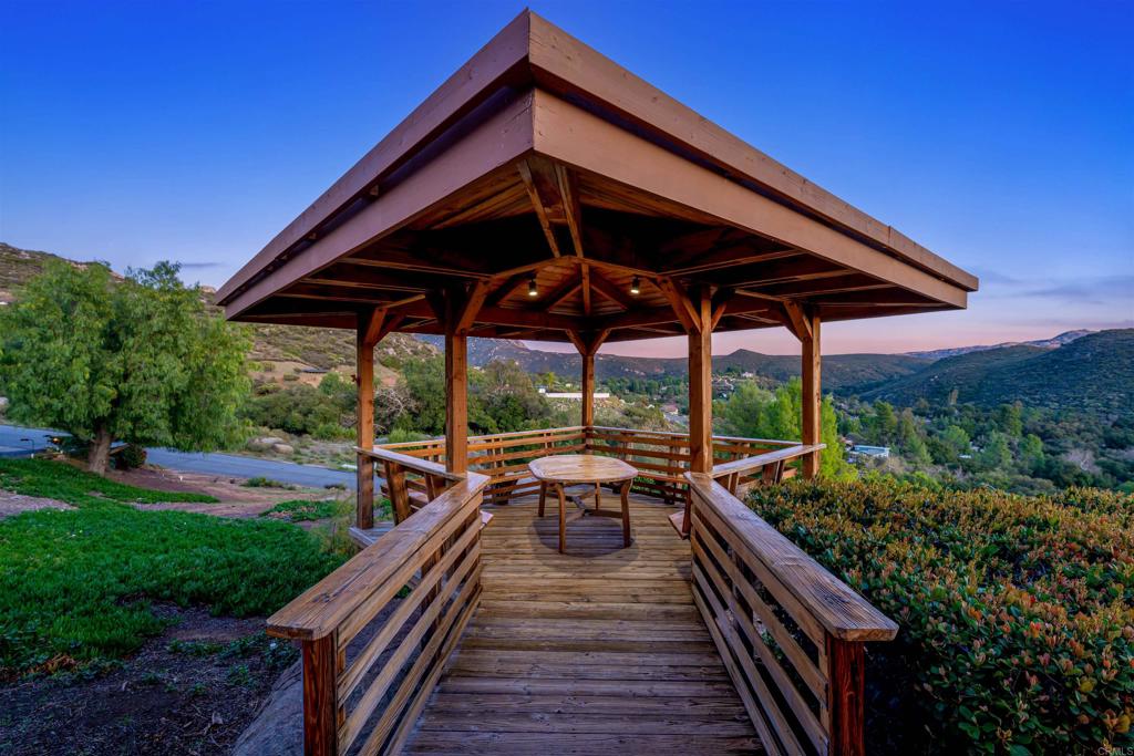 2436 Camino Del Vecino Alpine, CA 91901 - Photo 31 of 38