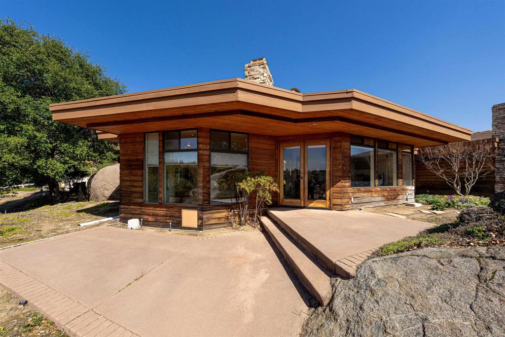 2436 Camino Del Vecino Alpine, CA 91901 - Photo 35 of 38