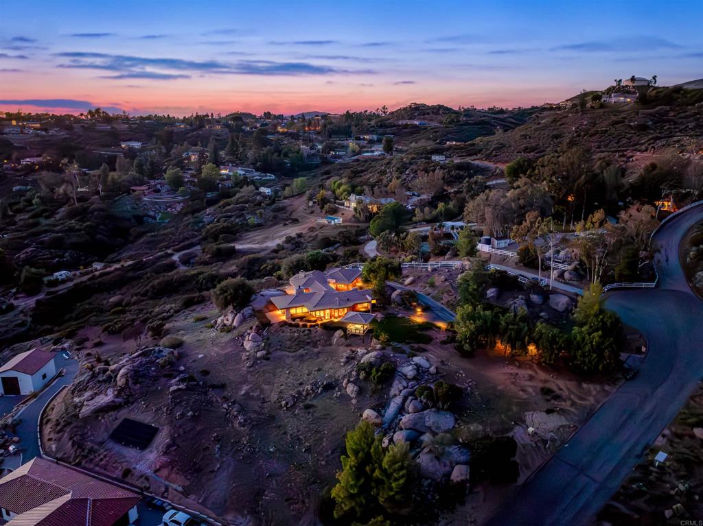 2436 Camino Del Vecino Alpine, CA 91901 - Photo 4 of 38