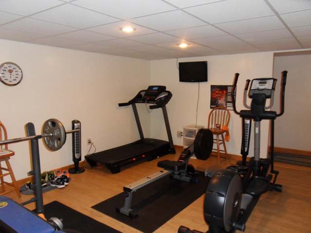 6052 Roy Lane Rhinelander, WI 54501 - Photo 15 of 20 Gallery Image 15