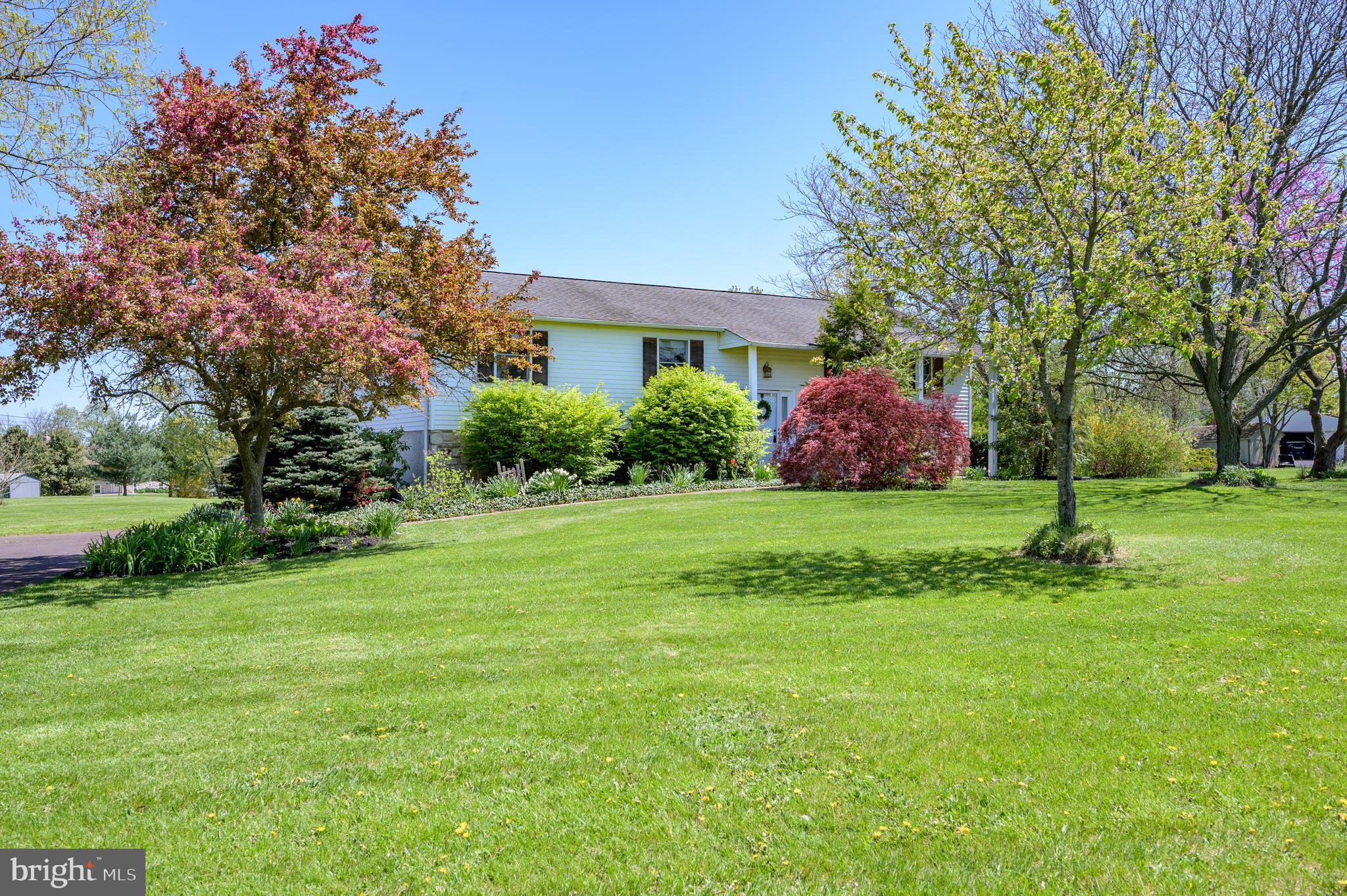 778 Halteman Road Souderton, PA 18964 - Photo 25 of 29 Front yard
