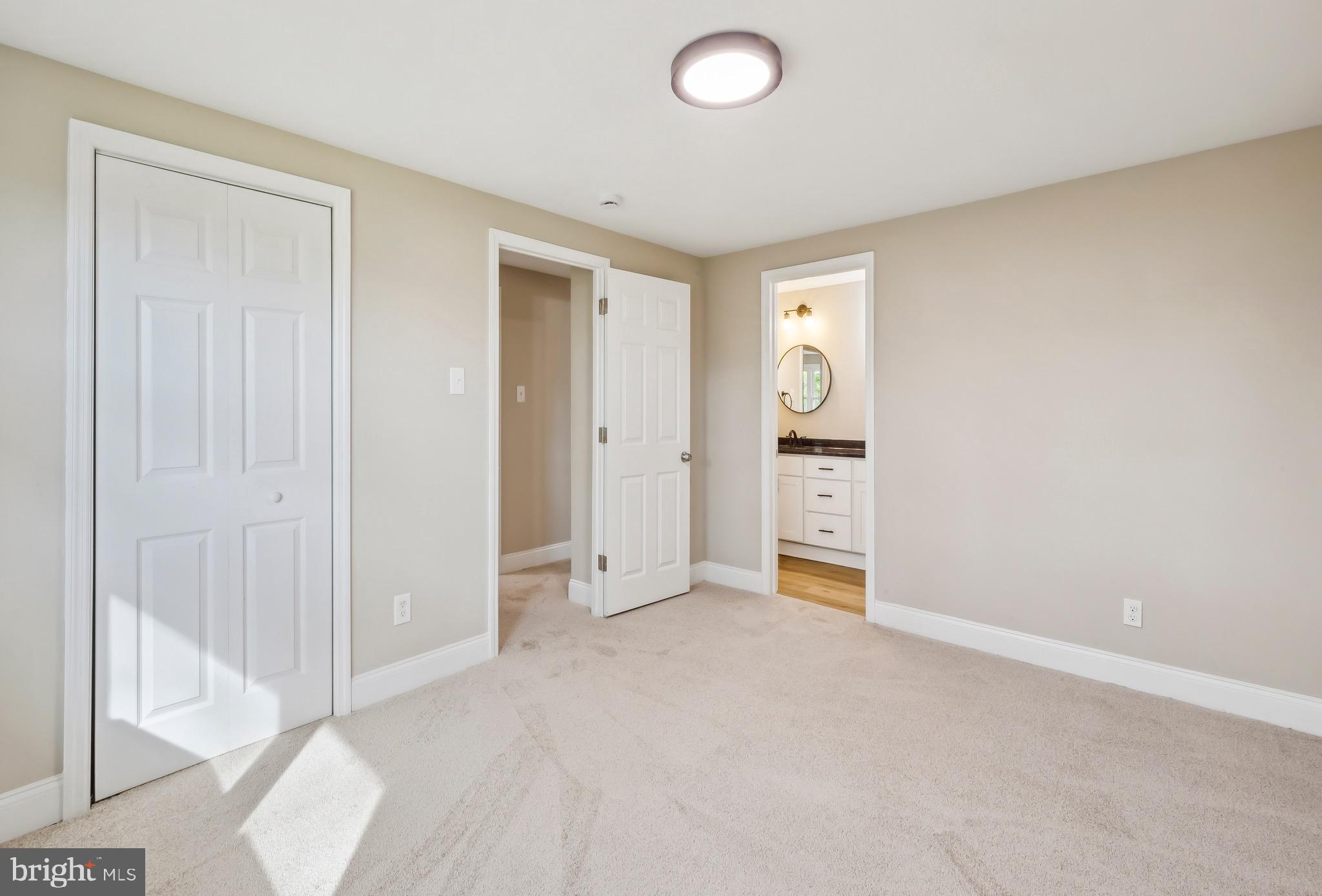 44 Pershing Lane Sicklerville, NJ 08081 - Photo 12 of 24