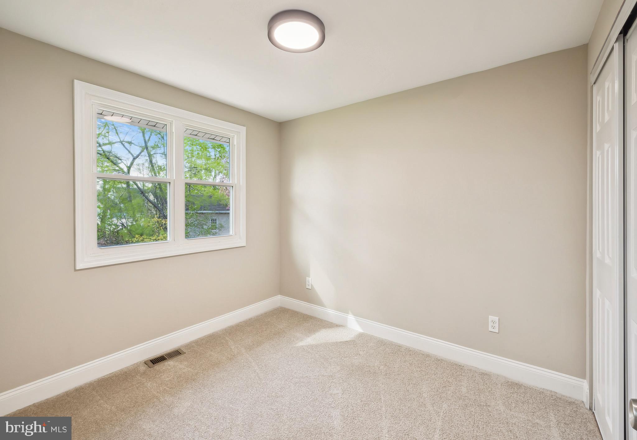 44 Pershing Lane Sicklerville, NJ 08081 - Photo 17 of 24 an empty room with a window