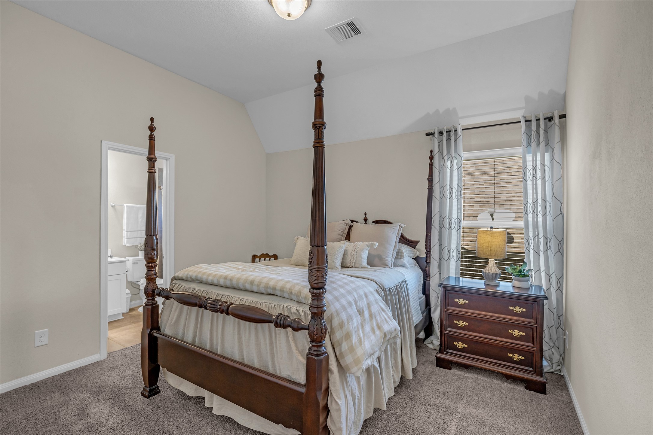 22419 Sawmill Ranch Drive Spring, TX 77389 - Photo 26 of 45 Your guests will be thrilled with their own en-suite.