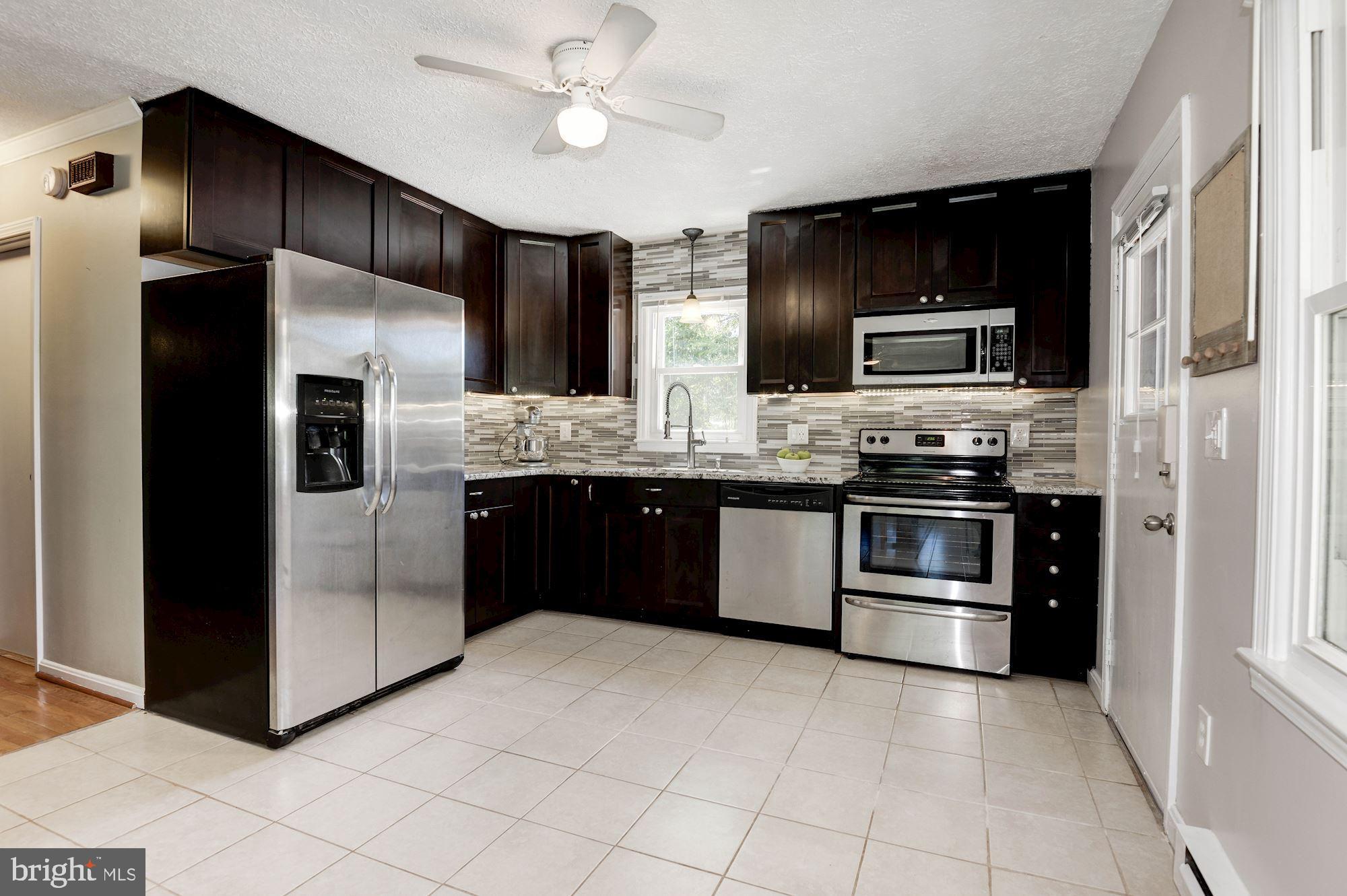 43863 Lost Corner Road Leesburg, VA 20176 - Photo 9 of 58 Gallery Image 9
