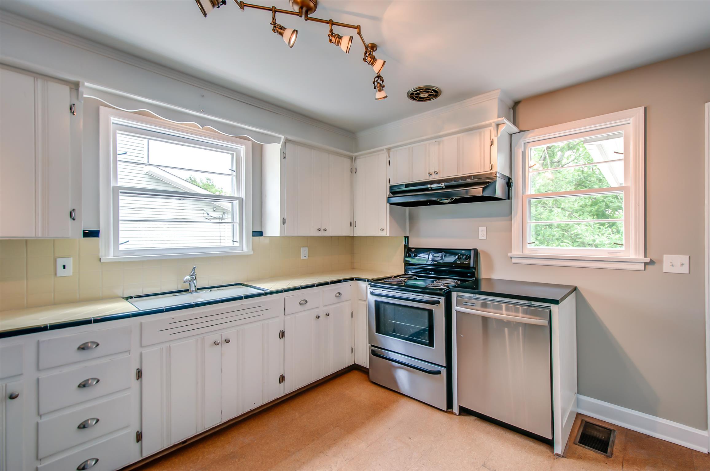 4007 Murphy Road Nashville, TN 37209 - Photo 11 of 27 Gallery Image 11