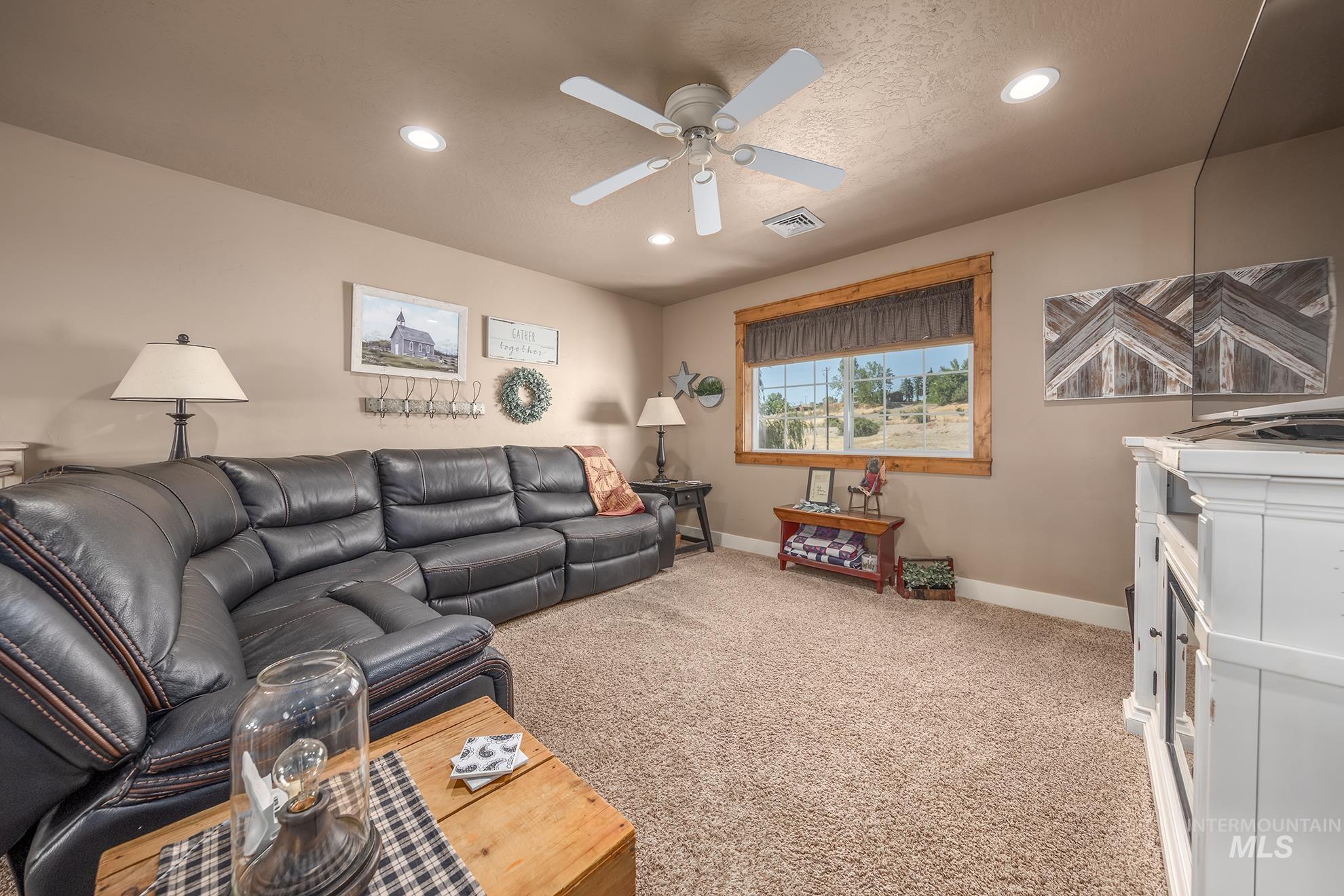 1530 Ross Road Weiser, ID 83672 - Photo 21 of 50