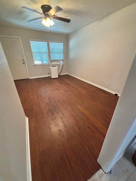 1204 Stuart Road Denton, TX 76209 - Photo 4 of 18 Gallery Image 4