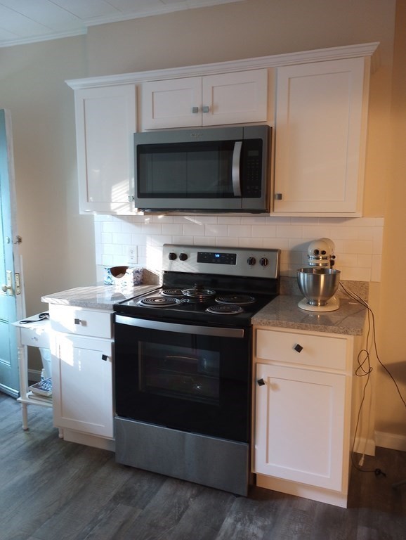 68 Grove Clinton Ma, Unit A Clinton, MA 01510 - Photo 6 of 15