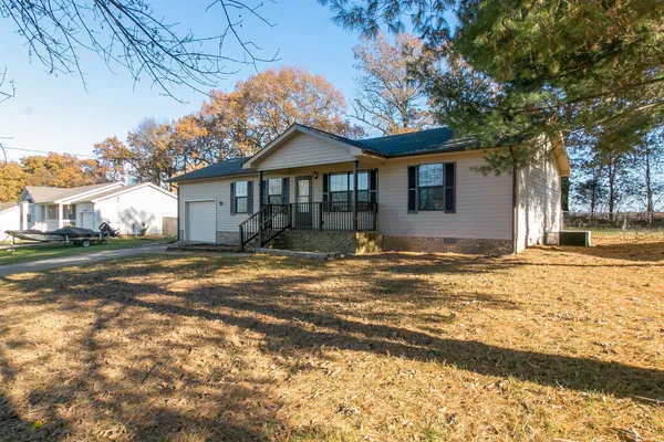 $1,350 | 113 Oak Tree Drive, Oak Grove, KY 42262