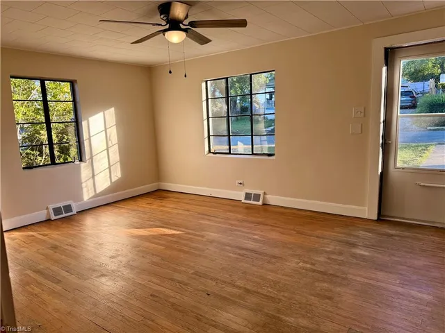 $224,900 | 722 Maiden Lane, Mount Airy, NC 27030