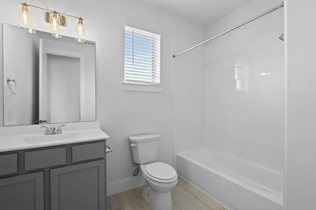 $380,700 | 112 Black Hickory Drive, Hempstead, TX 77445