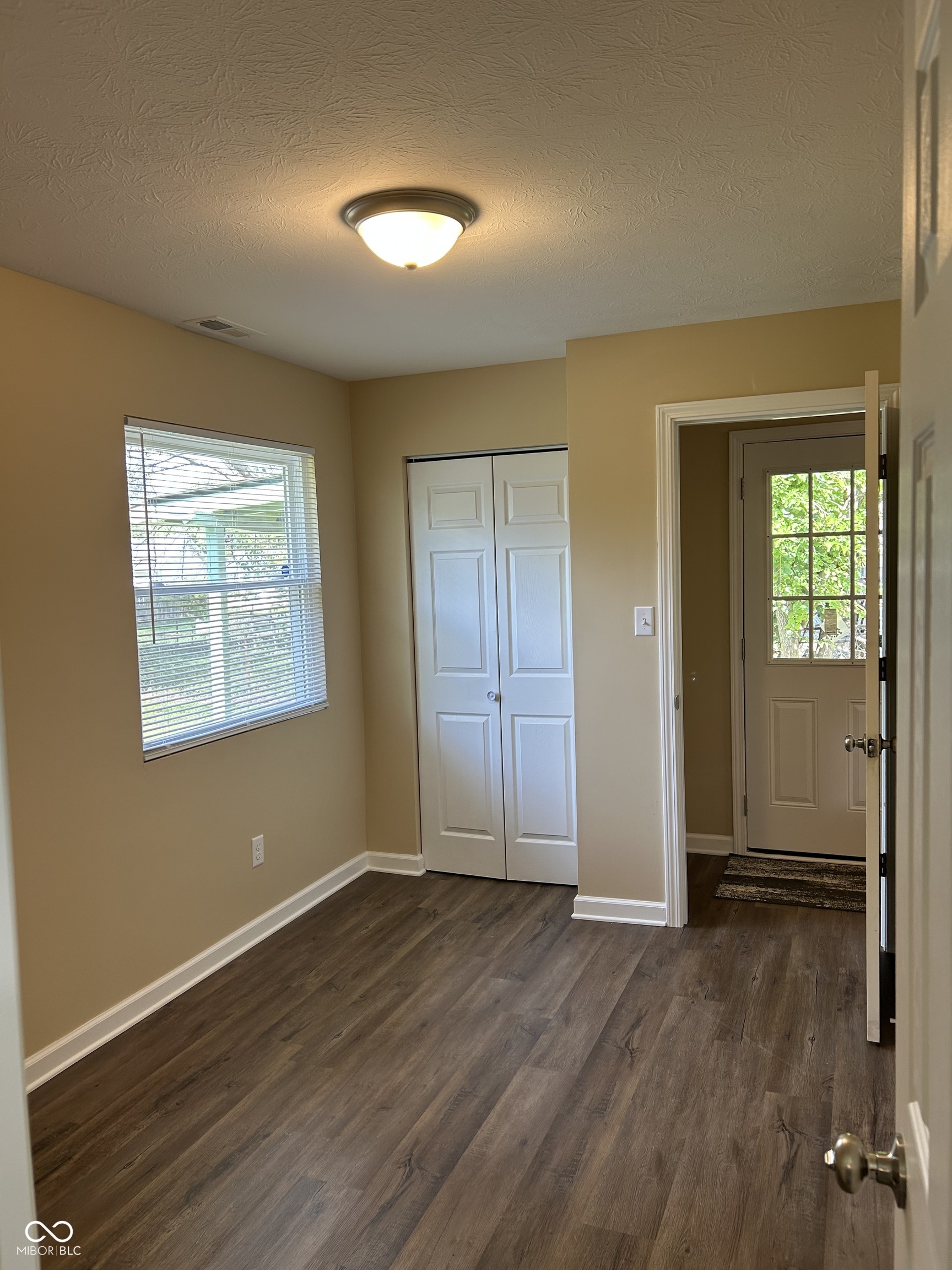 5240 Chisolm Trail Indianapolis, IN 46237 - Photo 12 of 24