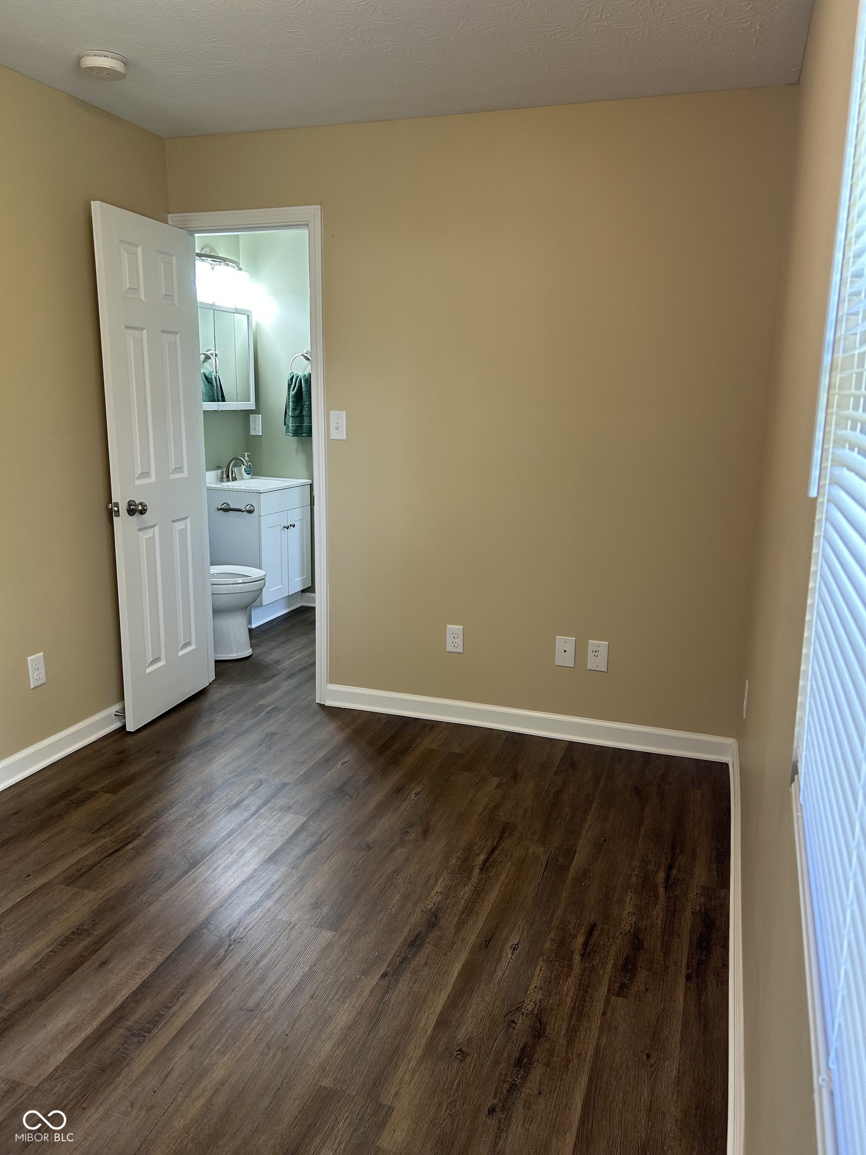 5240 Chisolm Trail Indianapolis, IN 46237 - Photo 13 of 24