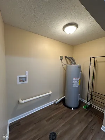 $229,900 | 5240 Chisolm Trail, Indianapolis, IN 46237