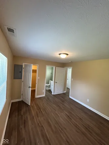 $229,900 | 5240 Chisolm Trail, Indianapolis, IN 46237