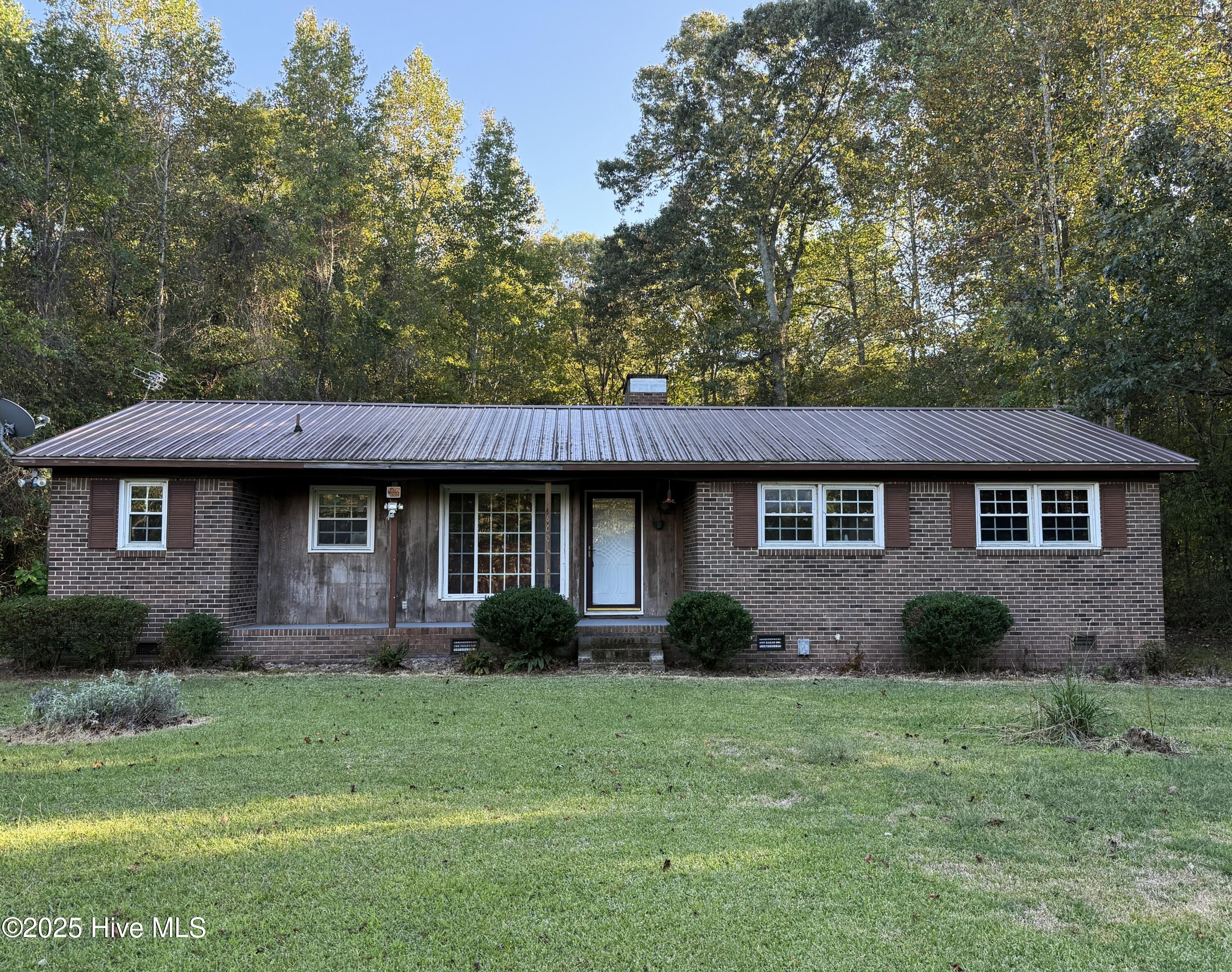 600 Mallard Drive Roper, NC 27970 - Photo 1 of 42 cm25