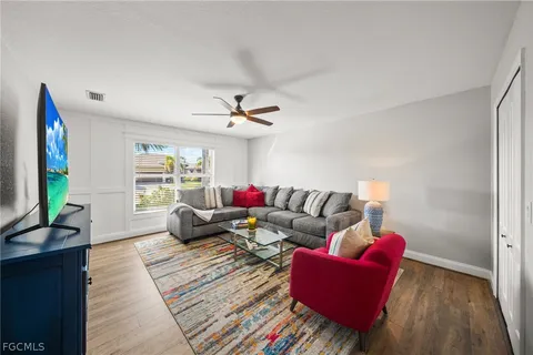 $875,000 | 1413 Southwest 43rd Terrace, Cape Coral, FL 33914