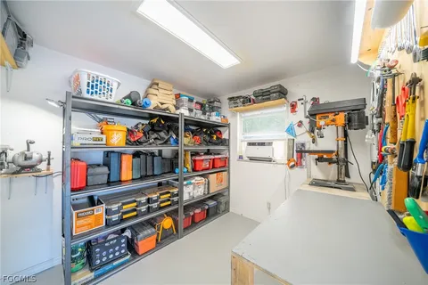 $875,000 | 1413 Southwest 43rd Terrace, Cape Coral, FL 33914