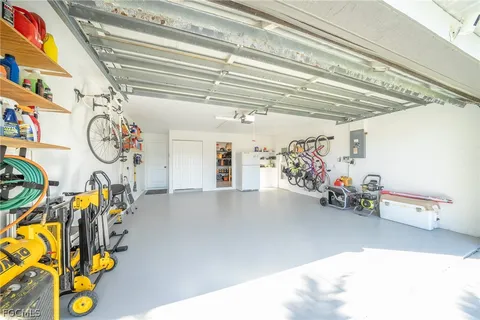 $875,000 | 1413 Southwest 43rd Terrace, Cape Coral, FL 33914