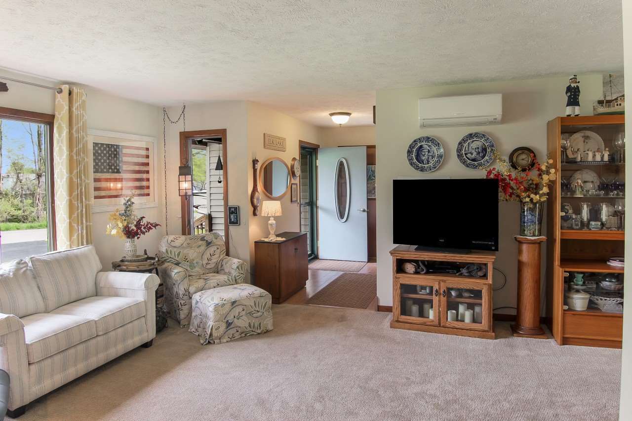 4149 Wyatt Road Traverse City, MI 49684 - Photo 7 of 25 1861956-6.JPG