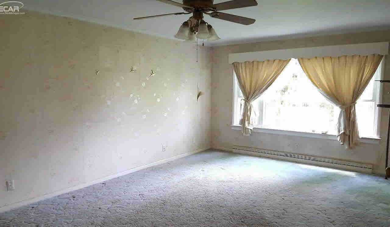 94 West Barnes Road Fostoria, MI 48435 - Photo 7 of 21 21301003-6.JPG