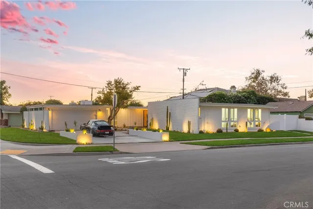 $1,895,000 | 3391 Rossmoor Way, Rossmoor, CA 90720