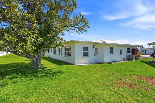 $345,000 | 3469 100th Avenue North, Unit 4, Pinellas Park, FL 33782