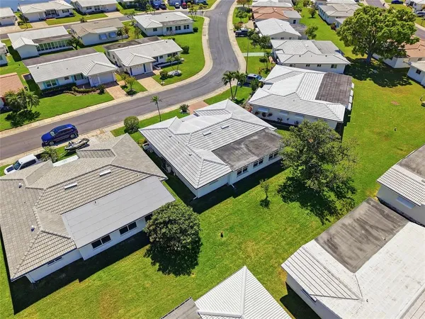 $345,000 | 3469 100th Avenue North, Unit 4, Pinellas Park, FL 33782