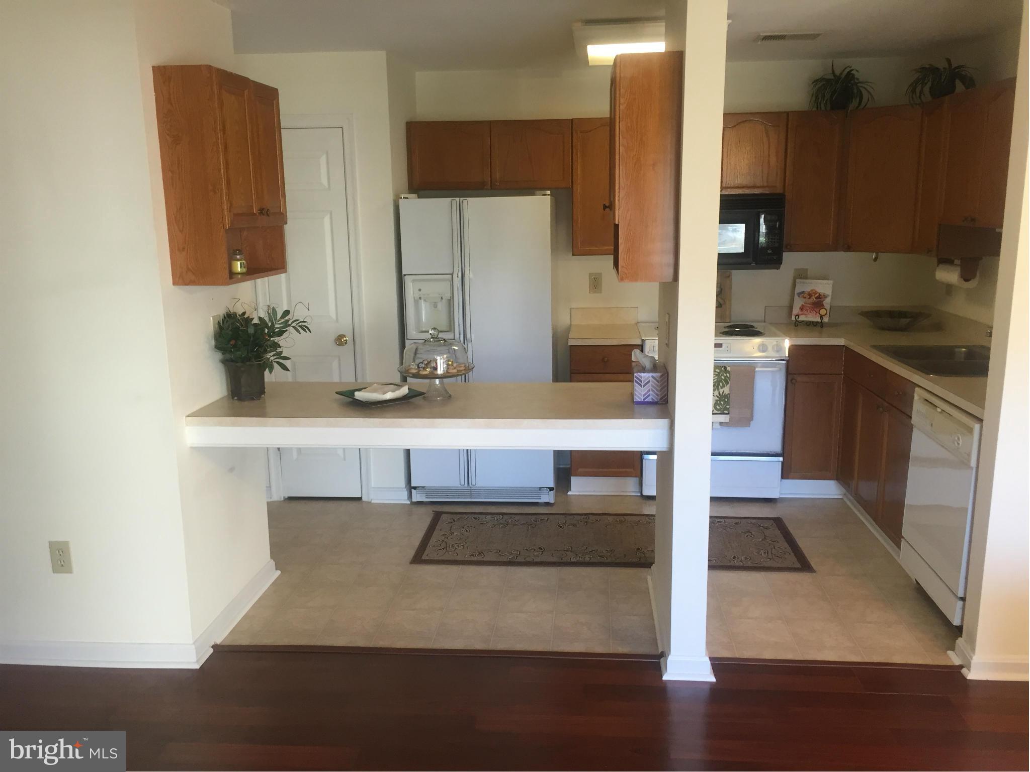 2104 Whitehall Road, Unit 1B Frederick, MD 21702 - Photo 4 of 26 Kitchen