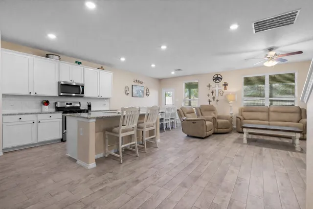 $365,000 | 14499 Sunny Bend Way, Conroe, TX 77303