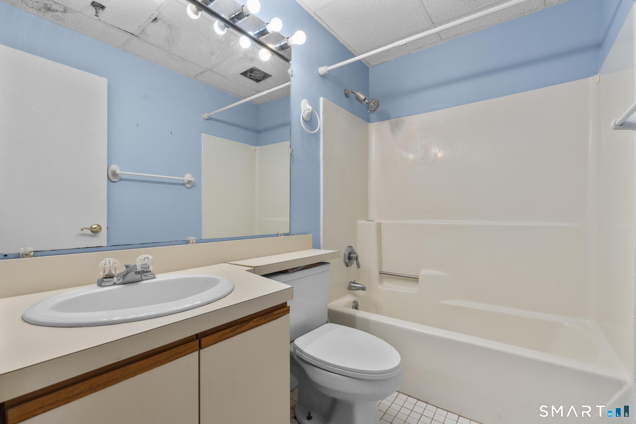 92 Main Street, Unit 417 Deep River, CT 06417 - Photo 11 of 26