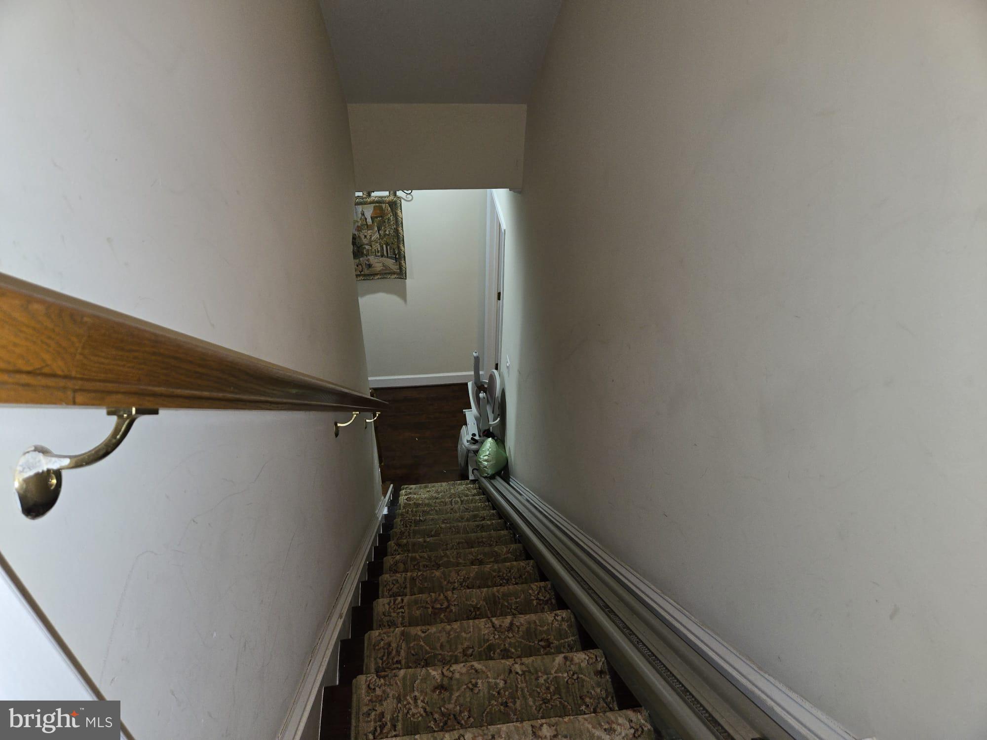 25170 Fortitude Terrace Chantilly, VA 20152 - Photo 45 of 50 a view of entryway