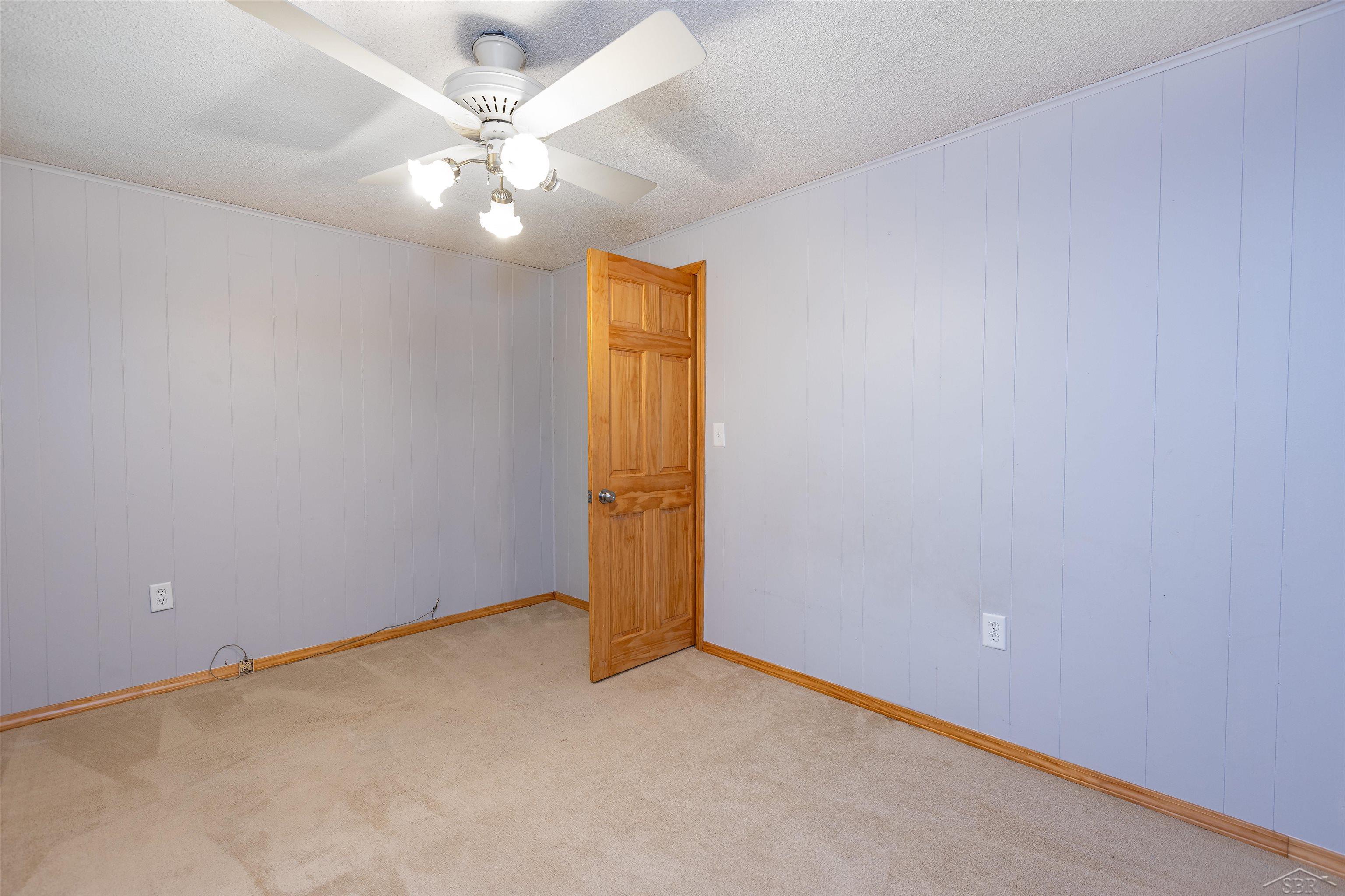815 North Coleman Road Coleman, MI 48618 - Photo 11 of 31