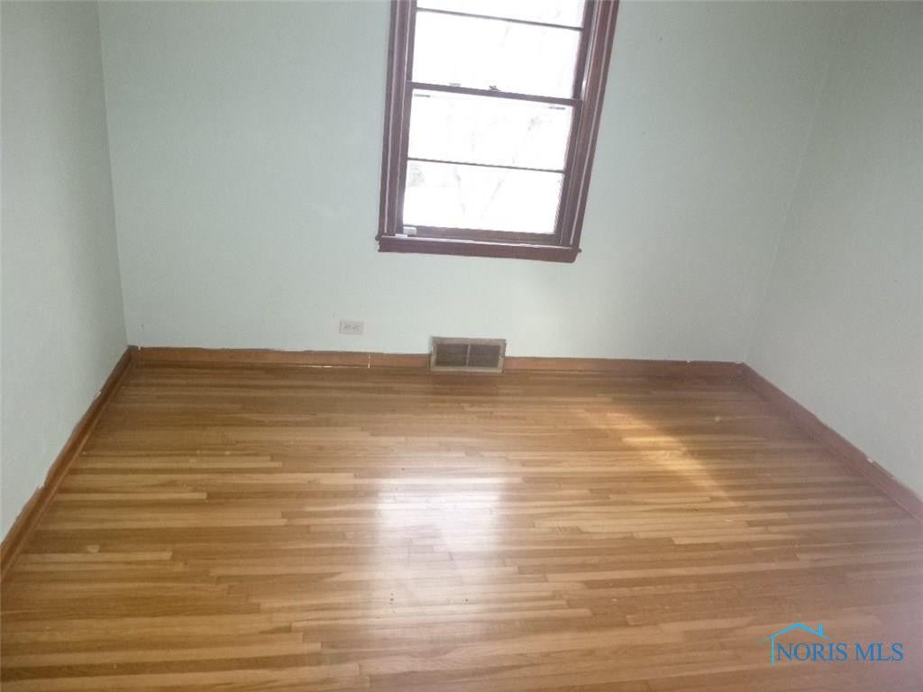 2020 Marlow Road Toledo, OH 43613 - Photo 9 of 15 Gallery Image 9