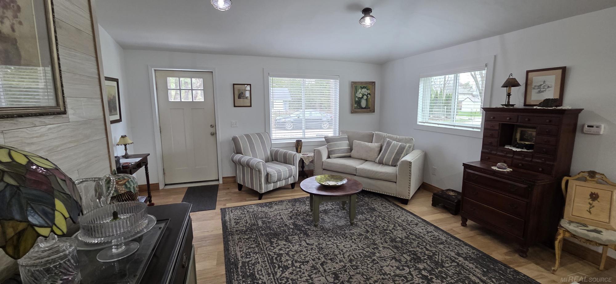 7354 Byron Road Lexington, MI 48450 - Photo 4 of 34