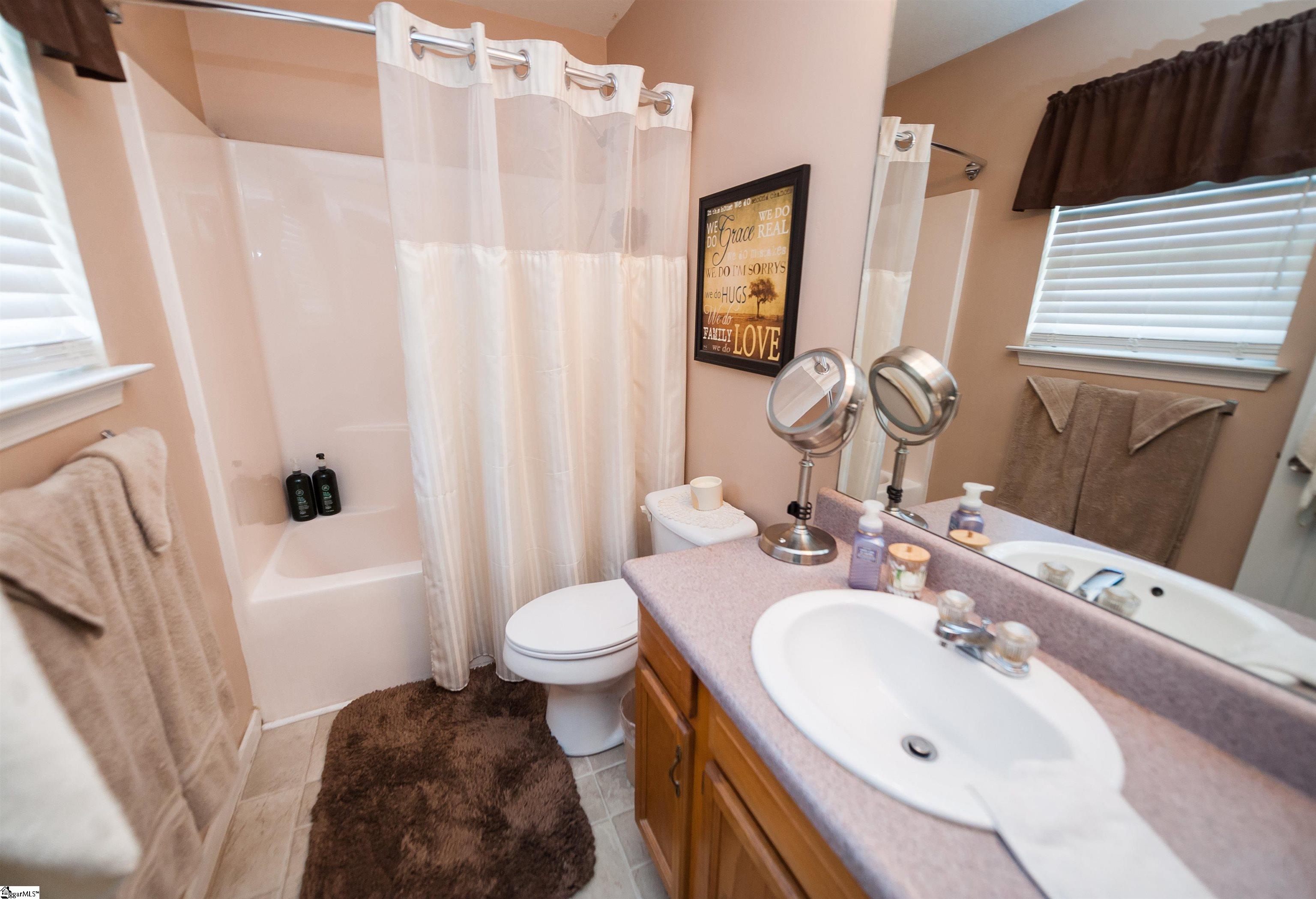 201 Plantation Lane Inman, SC 29349 - Photo 15 of 32 Gallery Image 15
