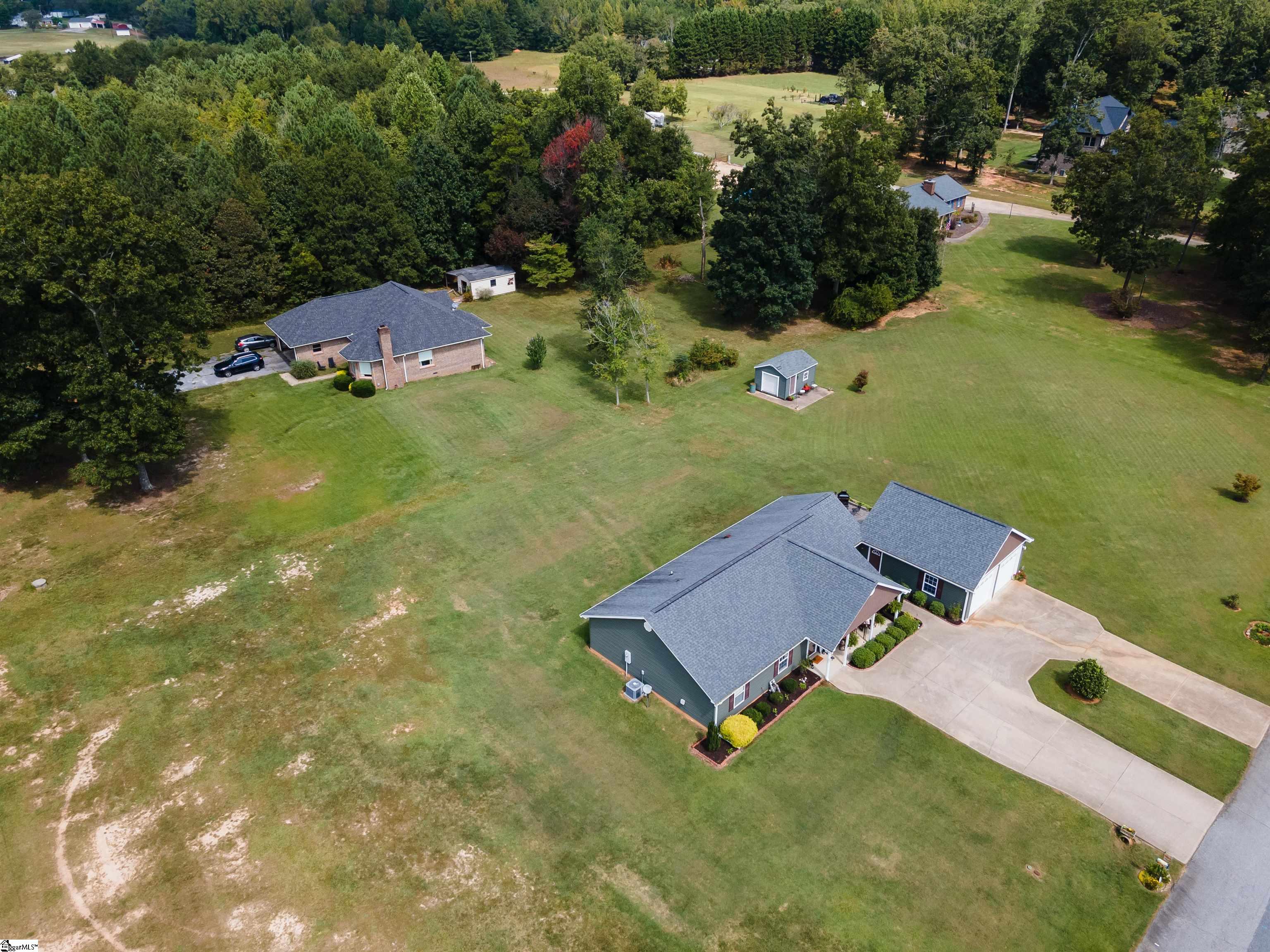 201 Plantation Lane Inman, SC 29349 - Photo 28 of 32 Gallery Image 28