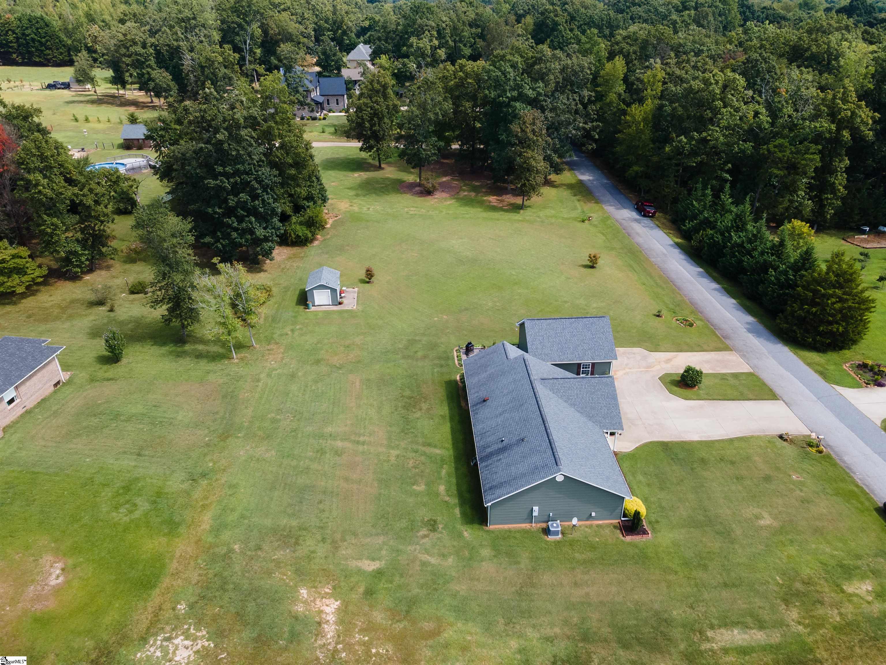 201 Plantation Lane Inman, SC 29349 - Photo 29 of 32 Gallery Image 29