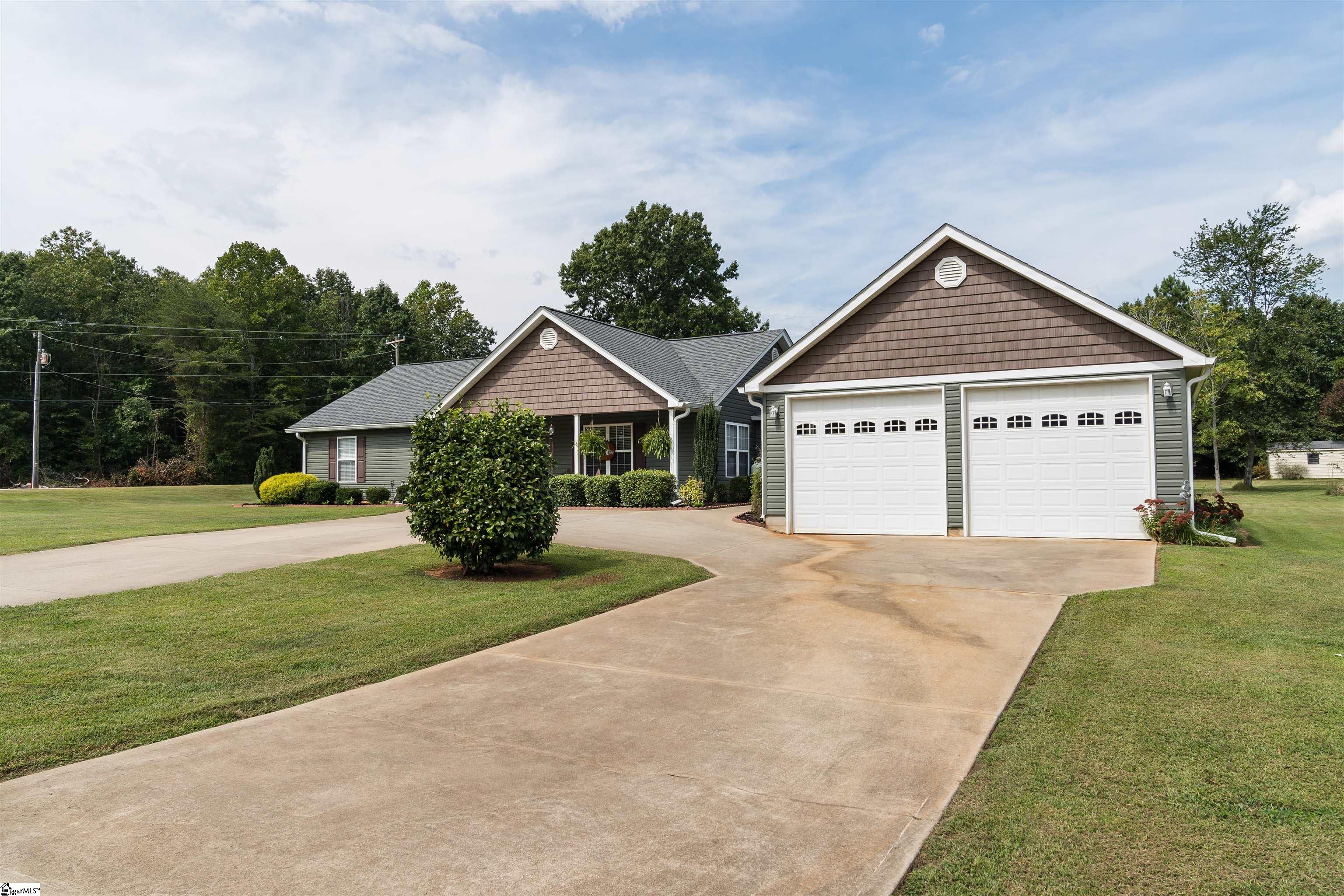 201 Plantation Lane Inman, SC 29349 - Photo 32 of 32 Gallery Image 32