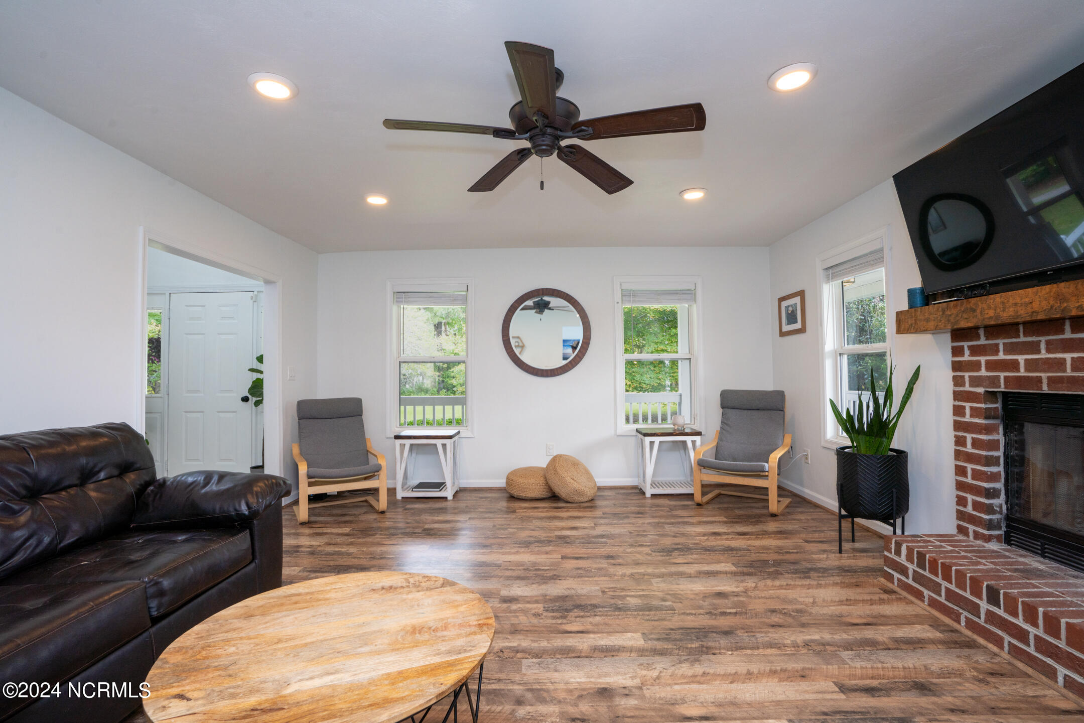 133 Ward's Road Knotts Island, NC 27950 - Photo 7 of 46 7
