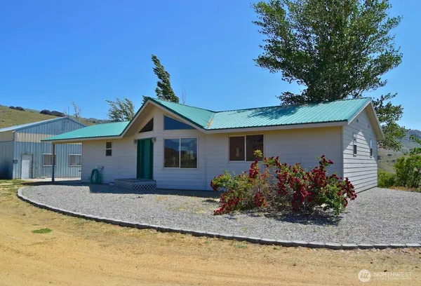 $550,000 | 678 Peach Road, Waterville, WA 98858