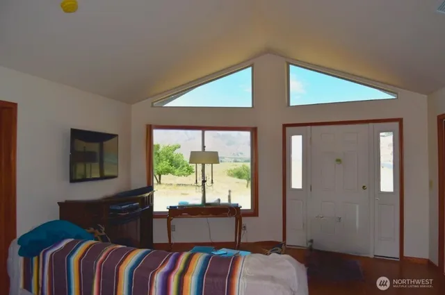 $550,000 | 678 Peach Road, Waterville, WA 98858