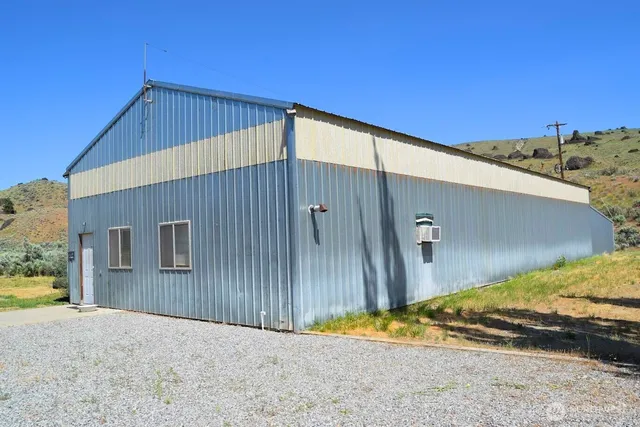 $550,000 | 678 Peach Road, Waterville, WA 98858