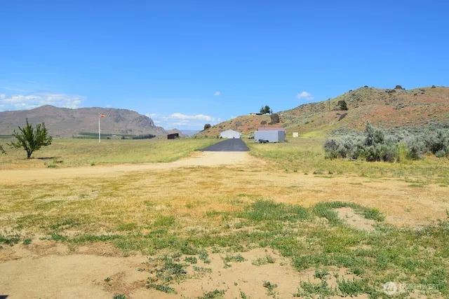 $550,000 | 678 Peach Road, Waterville, WA 98858