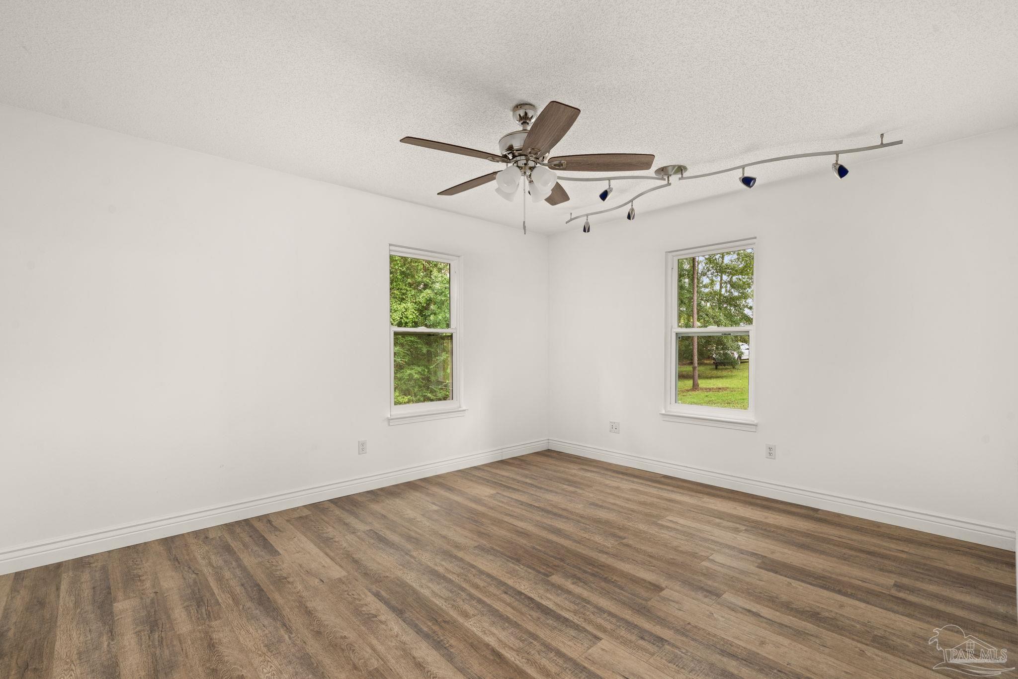 1290 Ridge Way Cantonment, FL 32533 - Photo 26 of 53 Gallery Image 26