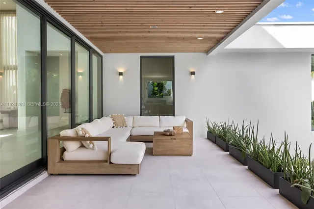 $65,000 | 773 Northeast 77th Terrace, Miami, FL 33138