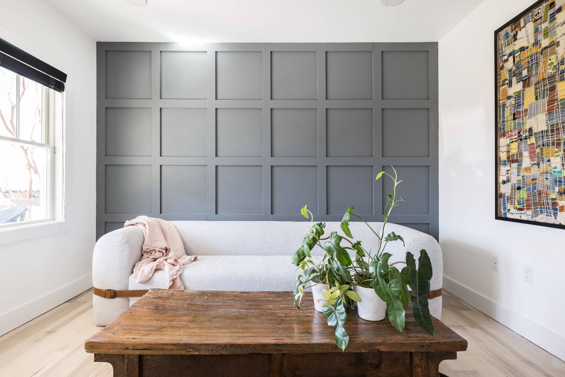 569 Toppings Path Sagaponack, NY 11962 - Photo 7 of 30 a living room with furniture