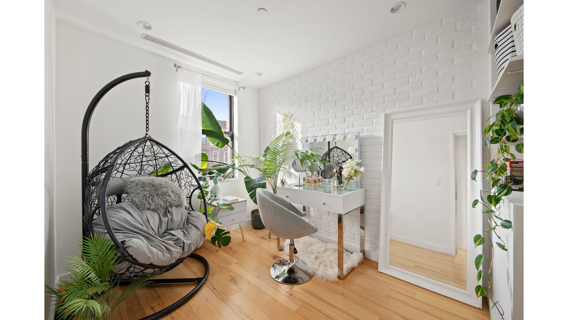 577 Madison Street, Unit 2A Brooklyn, NY 11221 - Photo 10 of 14 a view of entryway with wooden floor