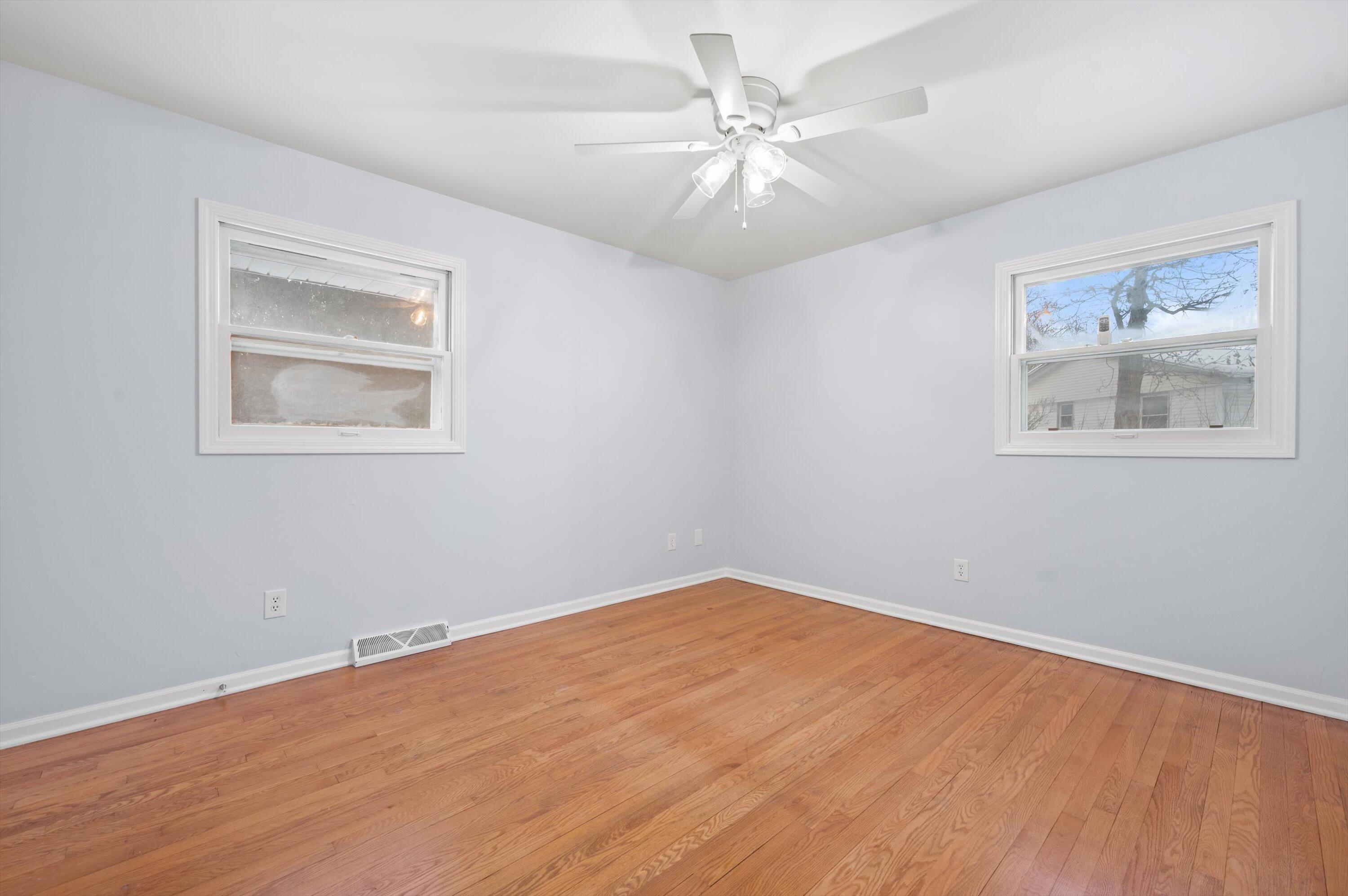 3455 South Russel Road New Berlin, WI 53151 - Photo 16 of 29 16-DSC4420_1